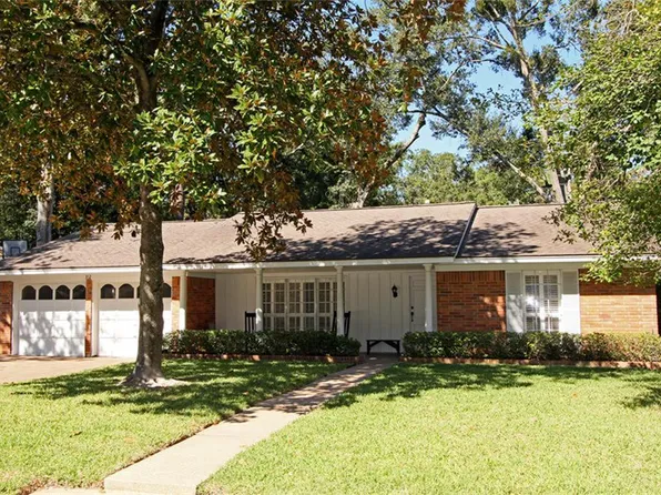 312 Wildwood Ln, Conroe, TX 77301