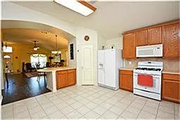 21506 Misty Isle Ct — Photo 11
