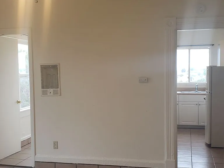 2419 J St #1-4 — Photo 3