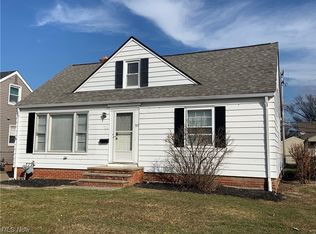 305 E 329th St, Willowick, OH 44095