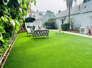 22040 Avenue San Luis, Woodland Hills, CA 91364