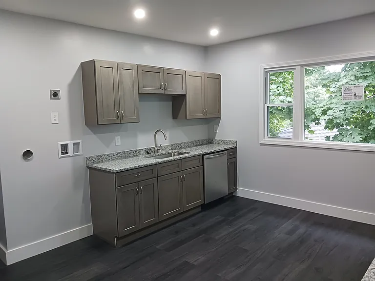 19 Rodney St #1-2-3 — Photo 4
