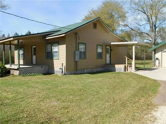 3 bed, 2.0 bath, 1330 sqft, $1,500 — Photo 2