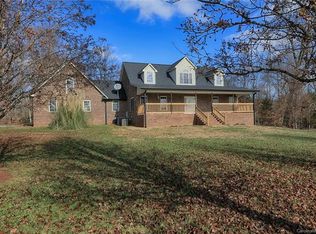 2831 Mathis Church Rd, Catawba, NC 28609