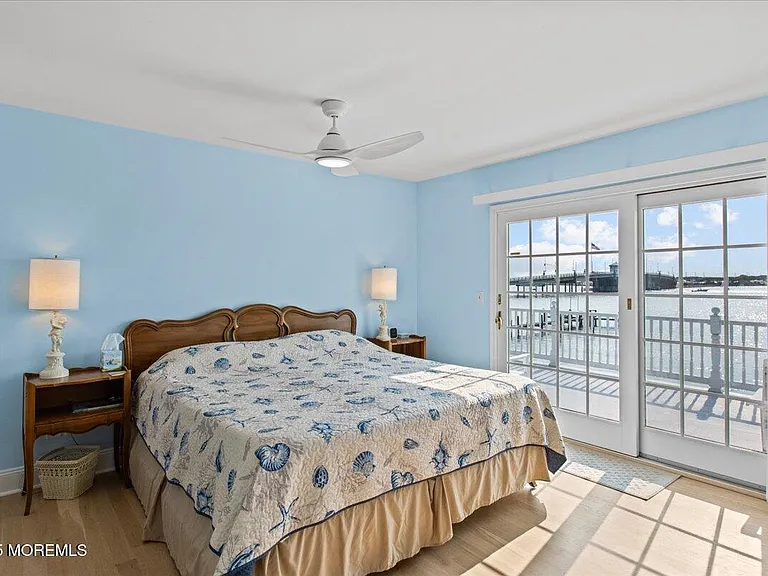 1118 Barnegat Ln — Photo 25