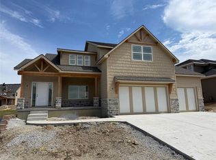 8009 Round Prairie St, Shawnee, KS 66220