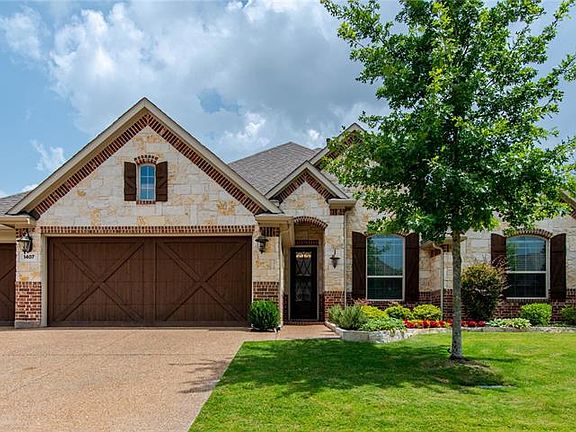 2nd image of 1407 Corrara Dr