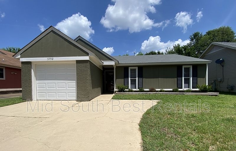 1st image of 5732 Woodbourne Ct