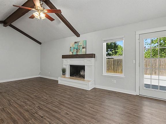 2nd image of 713 Banner Ave