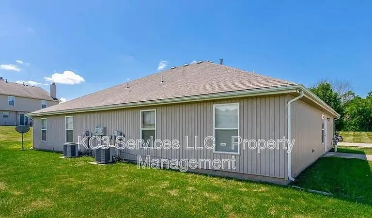 307 Dauphine St — Photo 15