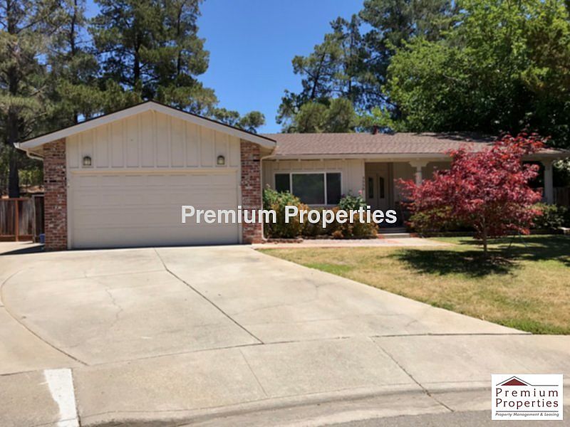1st image of 3330 Doral Ct