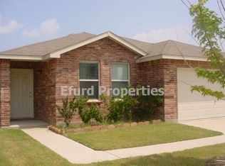 8411 Cotton Valley Ln, Arlington, TX 76002