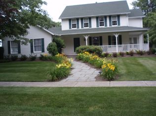 1001 Pine Tree Dr, Girard, PA 16417