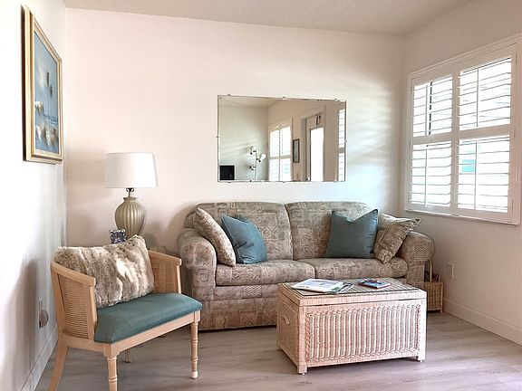 2nd image of 15 Vista Gardens Trl APT 204