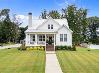 225 E Underwood St, Cleveland, GA 30528