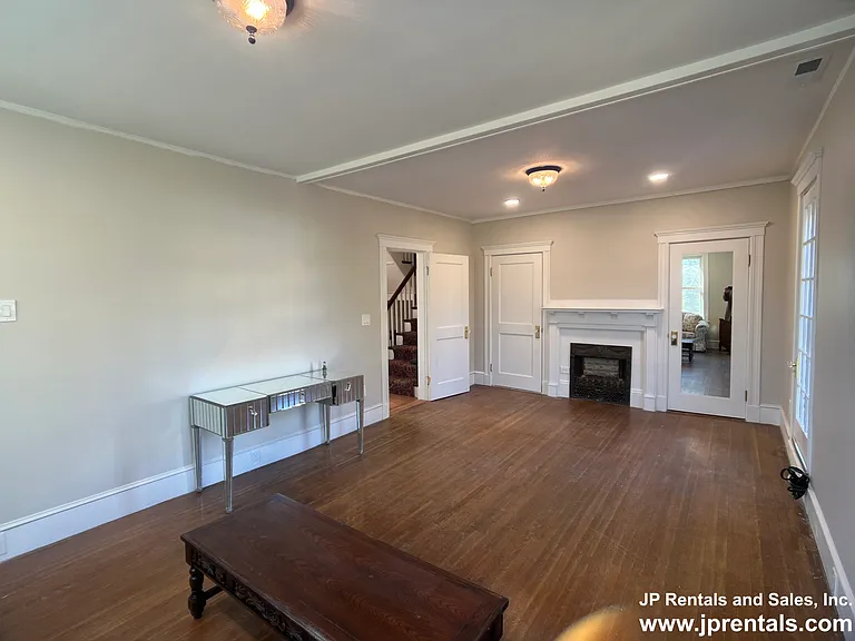 1 Arborway — Photo 17