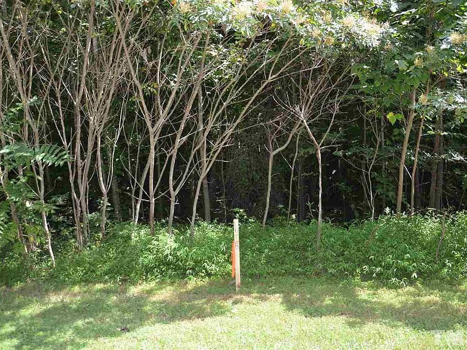 1st image of 8 Byrd Ln