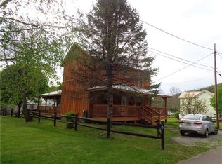 528 Dean St, Confluence, PA 15424