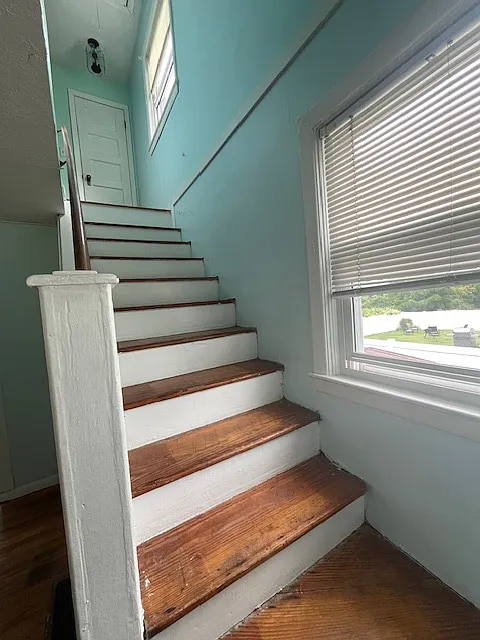 3 bed, 960 sqft, $2,900 — Photo 3