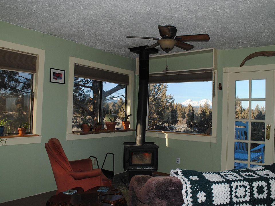 2nd image of 18585 Couch Market Rd
