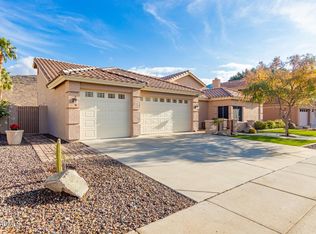 5534 W Arrowhead Lakes Dr, Glendale, AZ 85308