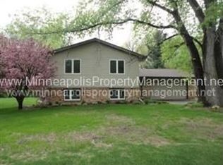 8134 Jackson Dr, Mounds View, MN 55112
