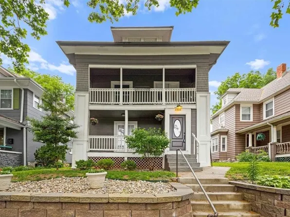 3932 Terrace St, Kansas City, MO 64111