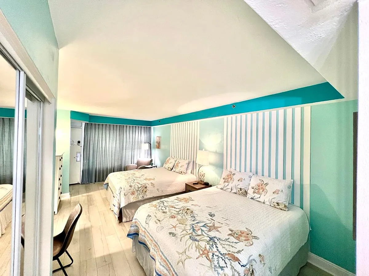 Building Photo - 2700 N Atlantic Ave #204