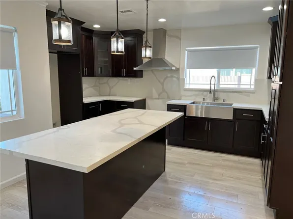 8312 Devenir Ave, Downey, CA 90242