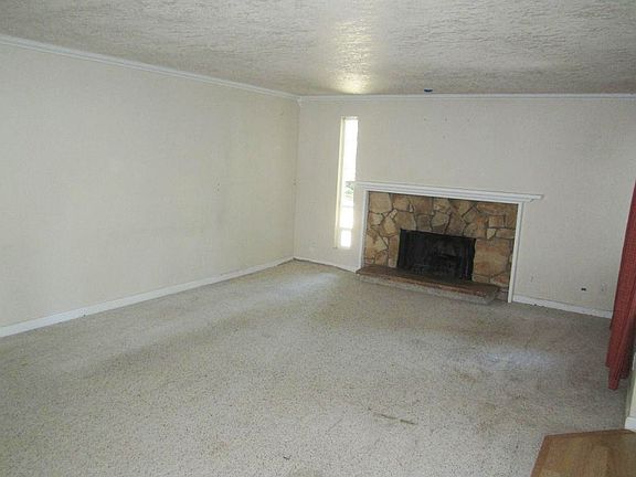 5th image of 17417 Ashworth Ave N Unit 204