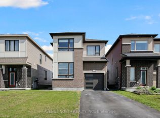 4772 Abbott St E, Ottawa, ON K2S 1X4