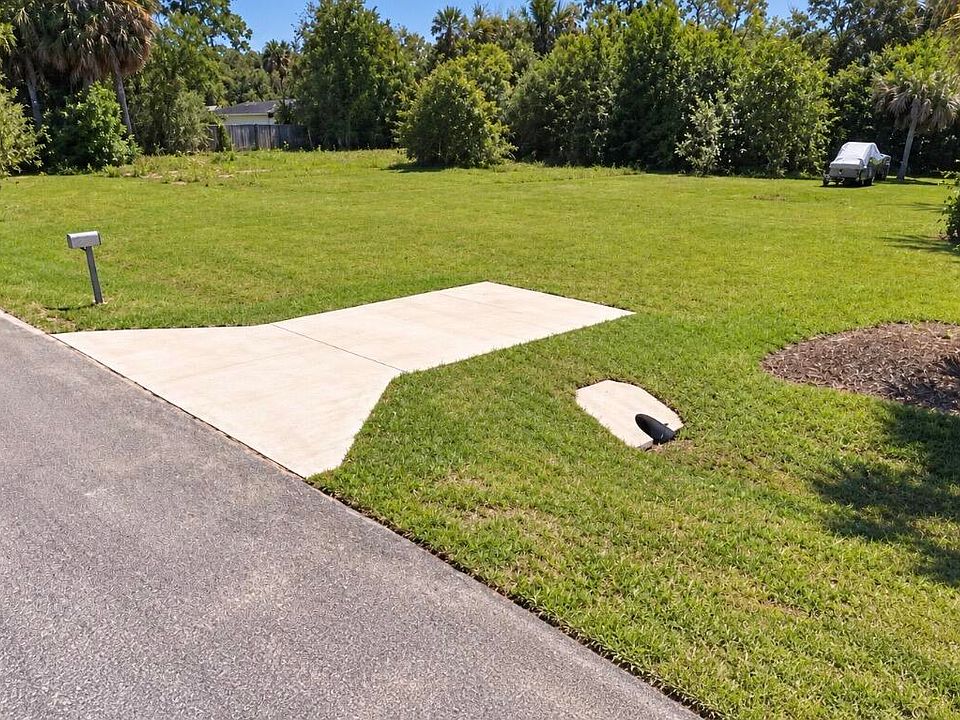 2nd image of 8003 Lockwood Drive