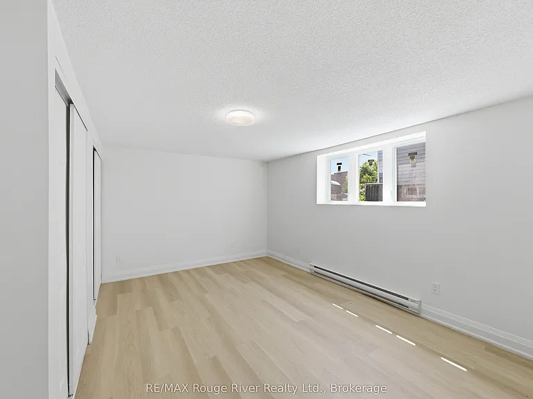 144 Macdonald Ave #A — Photo 16