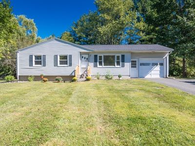 40 Farmington Rd, Amherst, MA, 01002