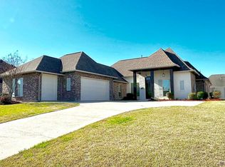 41213 Toledo Ave, Gonzales, LA 70737