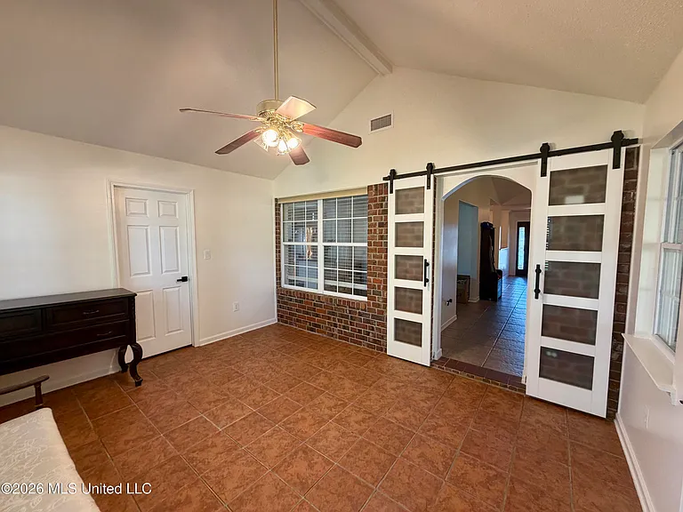 3406 Hermitage Ct — Photo 20