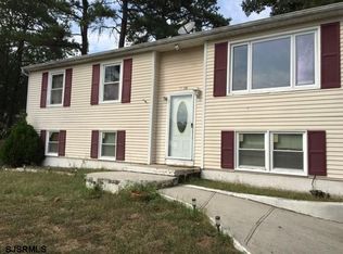 5928 Maple Dr, Mays Landing, NJ 08330