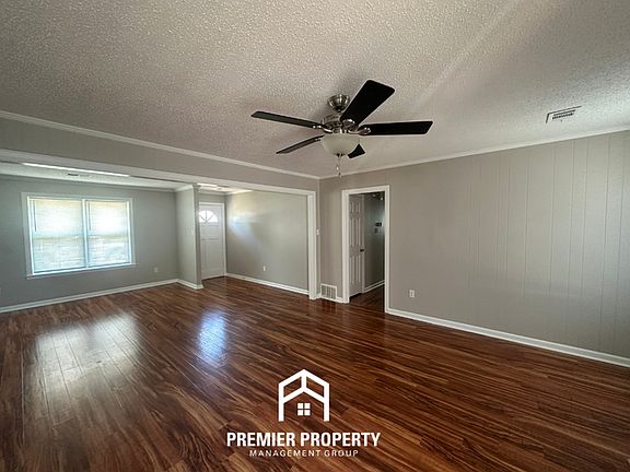 2nd image of 5611 Autumn Glen Dr