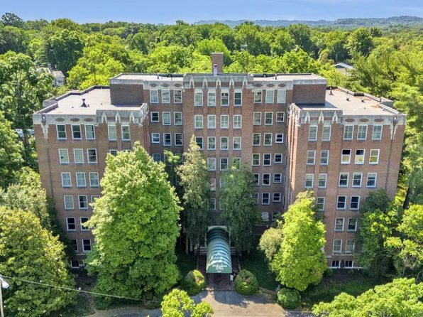4225 Harding Pike APT 201, Nashville, TN 37205