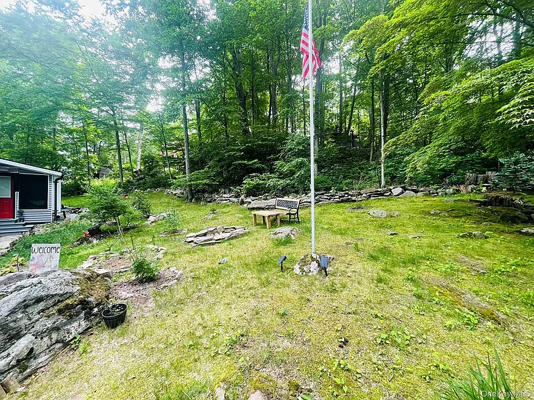 76 Bryant Trl — Photo 3