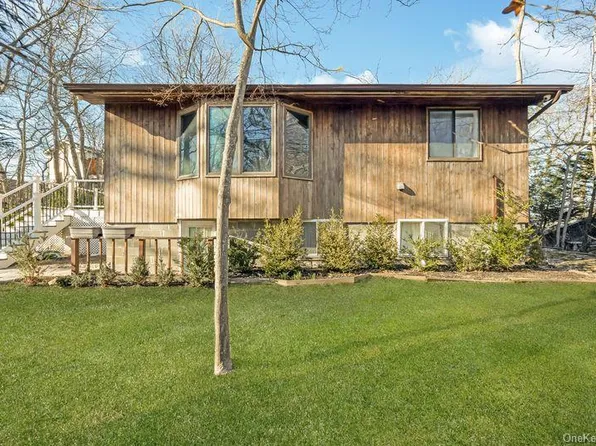 356 Oakleigh Avenue #17, Baiting Hollow, NY 11933