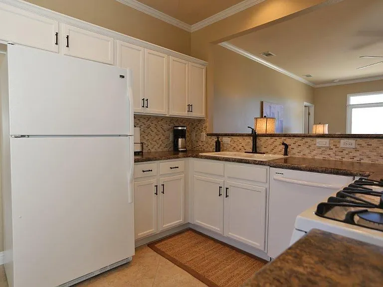 109 Ranier Ln — Photo 3