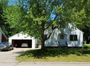 206 Cranmoor Rd, Nekoosa, WI 54457
