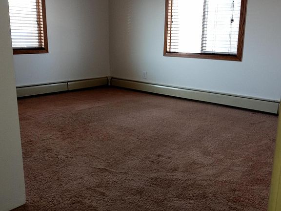 3rd image of 2626 9th Ave N #10
