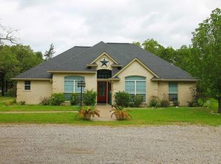 680 Beaver Creek Dr, Caldwell, TX 77836