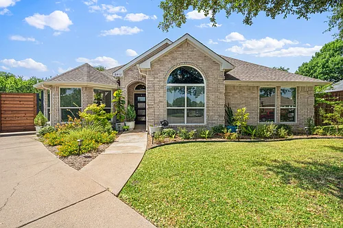 6402 Bluebonnet Dr Photo 1