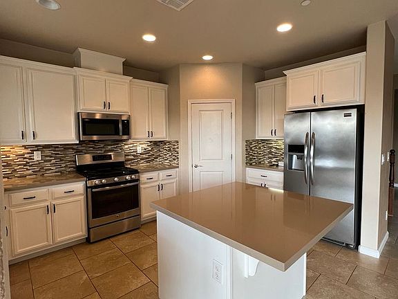 2nd image of 10535 Rubicon Ct