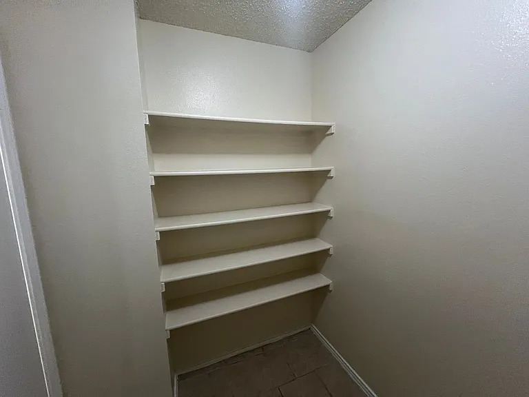 9951 Echo Plain Dr — Photo 16