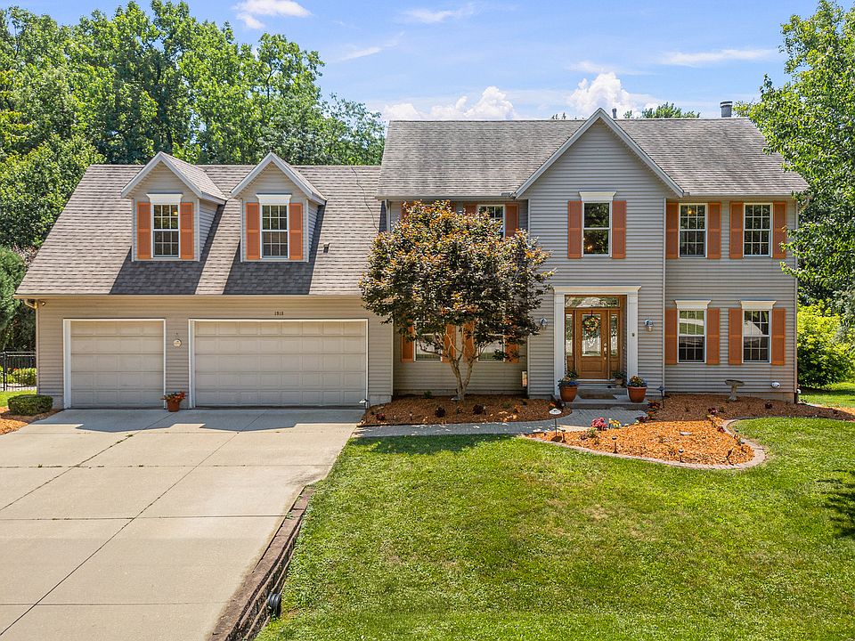 1st image of 1918 Brierwood Ln
