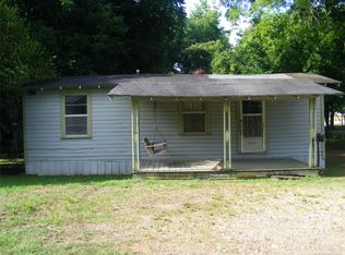 200 E 1st St, Broken Bow, OK 74728